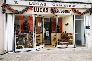 Lucas Chausseur by Ludivine Chausseur image