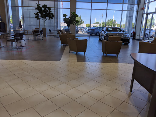 Toyota Dealer «Toyota of Naperville», reviews and photos, 1488 Ogden Ave, Naperville, IL 60540, USA