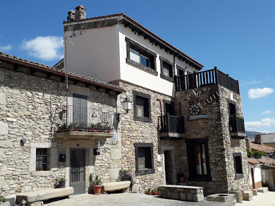 Casa Rural Vía Caparra C. Torre, 28, 10667 Oliva de Plasencia, Cáceres, España