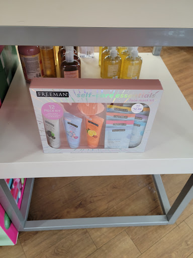 Hair Salon «Ulta Beauty», reviews and photos, 1785 Arden Way, Sacramento, CA 95815, USA