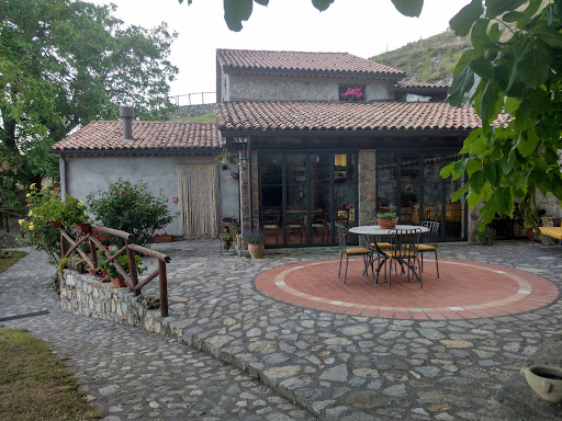 Agriturismo Il Rifugio del Pettirosso - nel Parco Nazionale del Pollino in Mormanno, Provincia di Cosenza