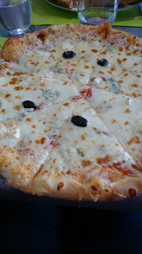 Plats et boissons du Pizzas à emporter Pizzas du terroir à Veauche - n°5