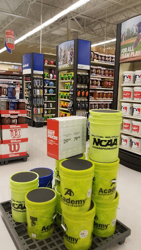 Sporting Goods Store «Academy Sports + Outdoors», reviews and photos, 7171 N Davis Hwy, Pensacola, FL 32504, USA