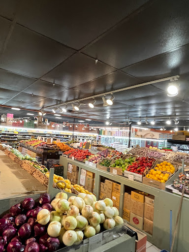 Asian Grocery Store «Viet Hoa Food Market», reviews and photos, 40 N Cleveland St, Memphis, TN 38104, USA