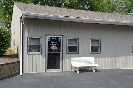 Auto Body Shop «M & G Body Shop», reviews and photos, 12018 Hamilton Ave, Cincinnati, OH 45231, USA