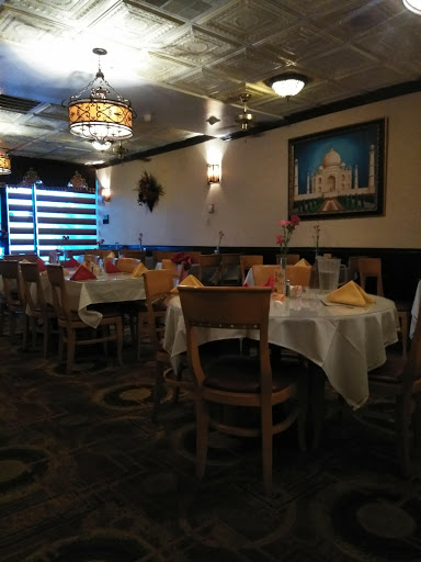 Indian Restaurant «Taj Mahal Indian Restaurant & Bar», reviews and photos, 10455 N Central Expy #120, Dallas, TX 75231, USA