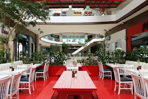 Saúl Cafe Naranjo Mall image