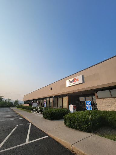 3875 Thirlane Rd NW, Roanoke, VA 24019, USA