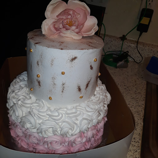 Grocery Store «La Casa Del Pueblo Market», reviews and photos, 221 E 6th St, Corona, CA 92879, USA