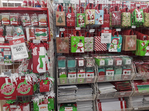 Craft Store «Michaels», reviews and photos, 1420 E Golf Rd, Schaumburg, IL 60173, USA