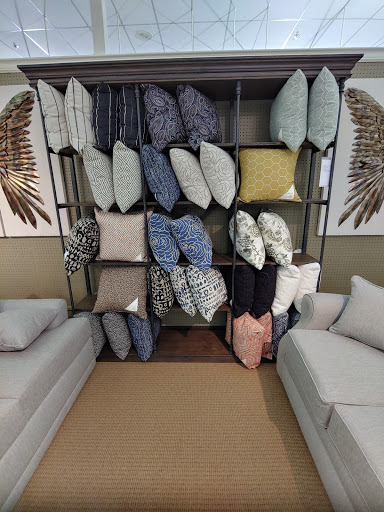 Furniture Store «Value City Furniture», reviews and photos, 37001 Warren Rd, Westland, MI 48185, USA