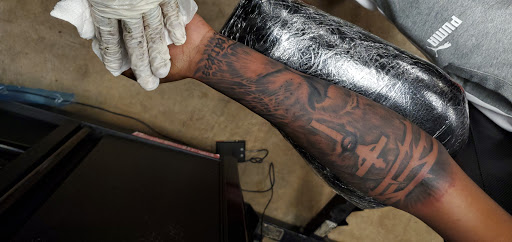 Tattoo Shop «Aztec Ink», reviews and photos, 8920 North Fwy, Houston, TX 77037, USA