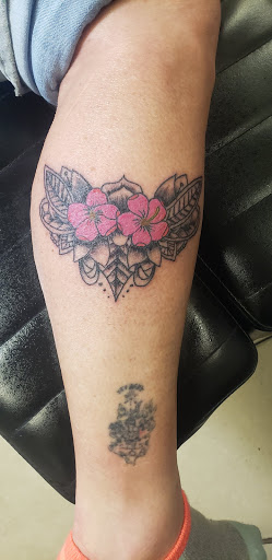 Tattoo and Piercing Shop «Inkredible Inc Tattoos», reviews and photos, 9843 FL-52, Hudson, FL 34667, USA