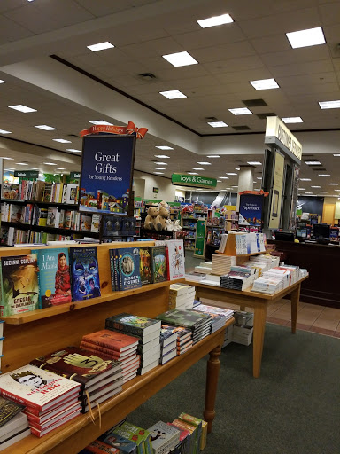 Book Store «Barnes & Noble», reviews and photos, 18025 Garden Way NE, Woodinville, WA 98072, USA