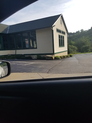 Jewelry Store «Trinity Jewelers», reviews and photos, 647 Mt Nebo Rd, Pittsburgh, PA 15237, USA