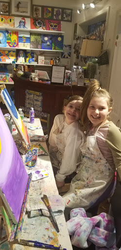 Pet Store «Pawcasso Art Studio And Pet Boutique», reviews and photos, 8 Moniebogue Ln, Westhampton Beach, NY 11978, USA