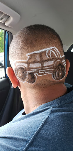 Barber Shop «Thumbs Up Barber Shop», reviews and photos, 544 John Fitch Hwy, Fitchburg, MA 01420, USA