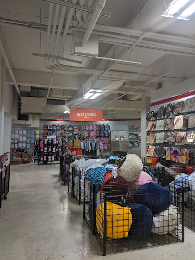 Clothing Store «Forman Mills», reviews and photos, 4411 N Market St, Wilmington, DE 19802, USA