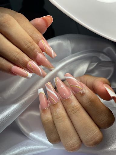 Logo da empresa - NatNails - Designer de Unhas