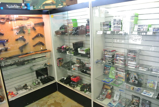 Pawn Shop «Trading Post Corporation», reviews and photos, 7100 Teckler Blvd, Crystal Lake, IL 60014, USA