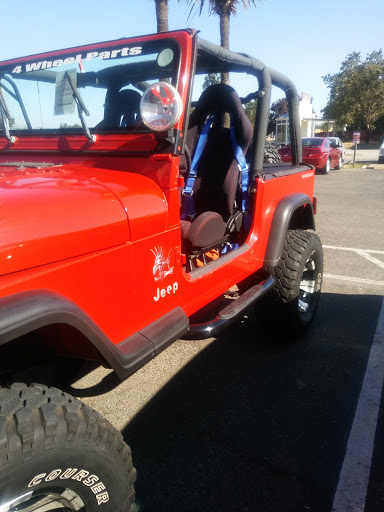 Truck Accessories Store «4 Wheel Parts - Santa Rosa, CA», reviews and photos, 3403 Santa Rosa Ave, Santa Rosa, CA 95407, USA