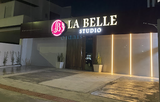 Logo da empresa - La Belle Studio Joinville