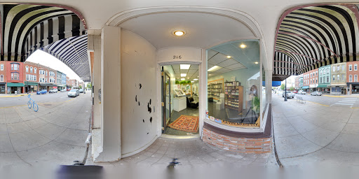 Hair Salon «Salon Incognito», reviews and photos, 216 E 2nd St, Muscatine, IA 52761, USA