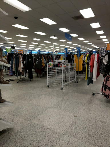 Clothing Store «Ross Dress for Less», reviews and photos, 2150 Southgate Rd, Colorado Springs, CO 80906, USA