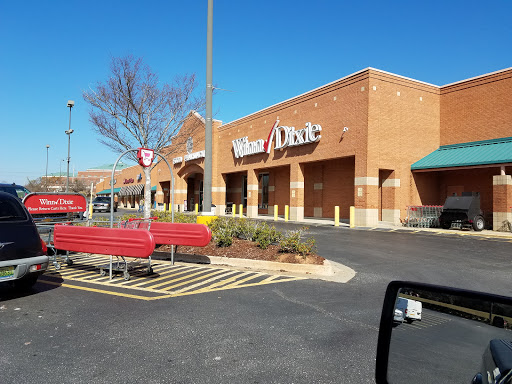 Grocery Store «Winn-Dixie», reviews and photos, 1441 Foxrun Parkway, Opelika, AL 36801, USA