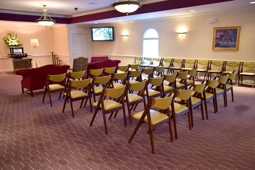 Funeral Home «Remick & Gendron Funeral Home/Crematory», reviews and photos, 811 Lafayette Rd, Hampton, NH 03842, USA