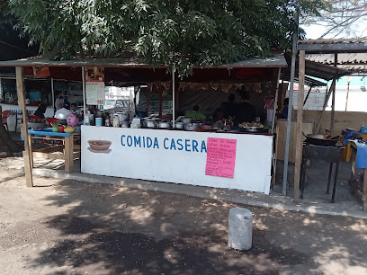 Comida casera EL BUEN PASTOR - Calle Carr. Nacional 75, La Caña, 59750 Tangancícuaro de Arista, Mich., Mexico