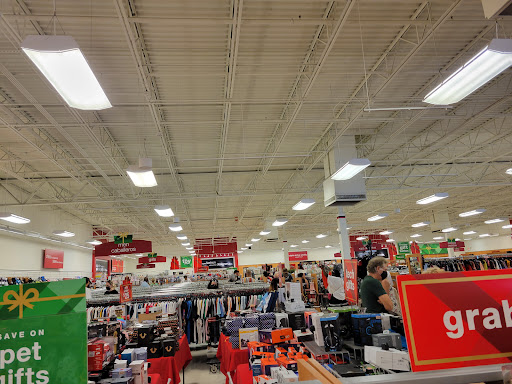 Department Store «T.J. Maxx», reviews and photos, 3219 Rolling Oaks Blvd, Kissimmee, FL 34747, USA