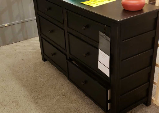 Furniture Store «Pilgrim Furniture & Mattress City Southington», reviews and photos, 55 Graham Pl, Southington, CT 06489, USA