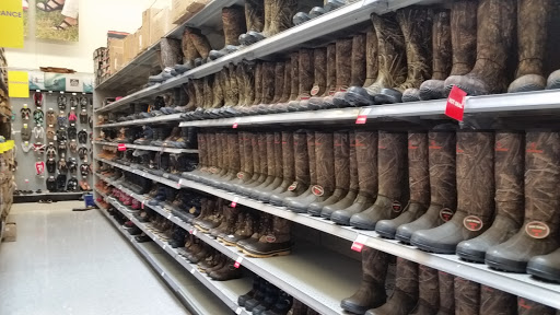 Sporting Goods Store «Academy Sports + Outdoors», reviews and photos, 2320 Hwy 6, Houston, TX 77077, USA