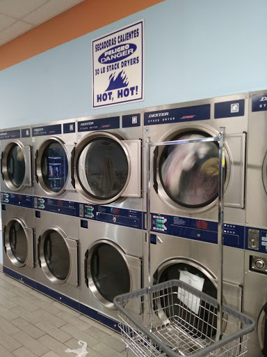 Laundromat «Discount Coin Laundry», reviews and photos, 2396 W Oak Ridge Rd, Orlando, FL 32809, USA