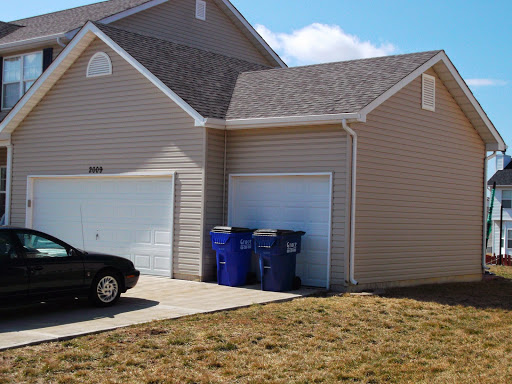 Roofing Contractor «Schneider Roofing & Remodeling», reviews and photos, 105 N Main St #104, St Charles, MO 63301, USA