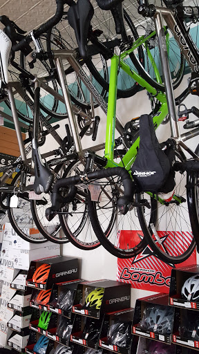 Bicycle Store «Peak Bicycle Pro Shop», reviews and photos, 42-42 235th St, Douglaston, NY 11363, USA