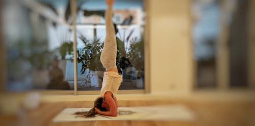 Centre de yoga YOGA GARDEN Thérapies - Suzanne McGregor Ostéopathe Viscérale Beausoleil
