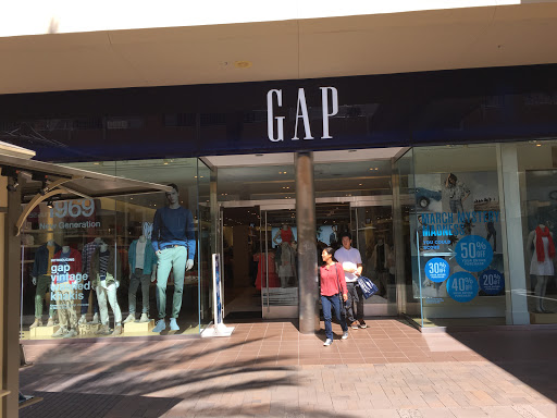 Clothing Store «Gap», reviews and photos, 7007 Friars Rd, San Diego, CA 92108, USA