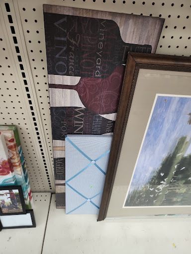 Thrift Store «Goodwill», reviews and photos