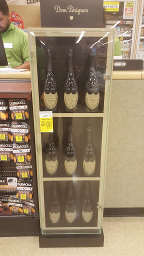 Grocery Store «Pavilions», reviews and photos, 1101 Pacific Coast Hwy, Seal Beach, CA 90740, USA