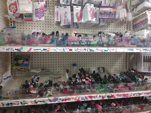 Dollar Store «Dollar Tree», reviews and photos, 13932 Manchester Rd, Ballwin, MO 63011, USA