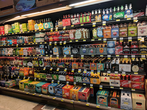 Gourmet Grocery Store «Fresco Community Market», reviews and photos, 5914 Monterey Rd, Los Angeles, CA 90042, USA