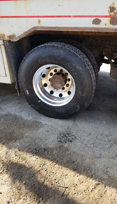 Deckers' Tire Service