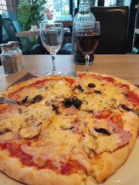 Pizza du Restaurant italien Pizzeria Gino à Mérignac - n°10