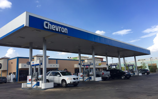 Chevron, 6823 North Loop 1604 W, San Antonio, TX 78256, USA, 