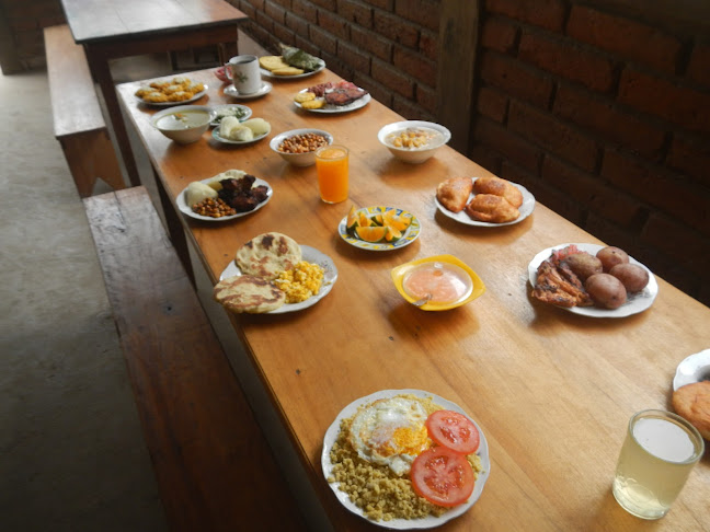 Opiniones de Parroquia Lita—Imbabura en Sevilla Don Bosco - Restaurante