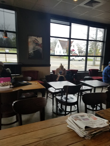Coffee Shop «Starbucks», reviews and photos, 11353 S Saginaw St, Grand Blanc, MI 48439, USA