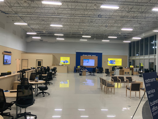 Used Car Dealer «CarMax», reviews and photos, 10221 E Kellogg Ave, Wichita, KS 67207, USA