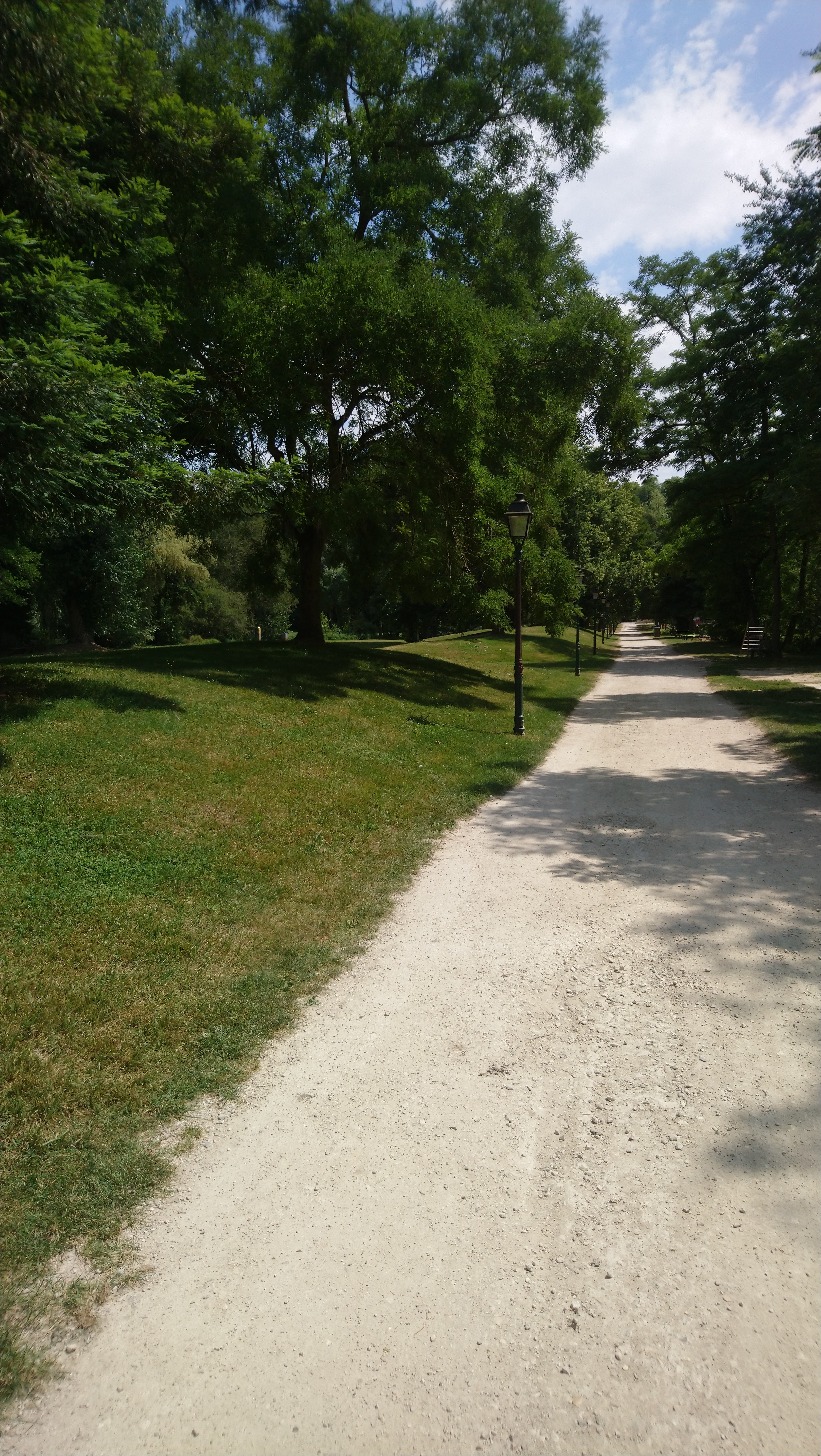 Photo n° 35 de l'avis de Lucien.e fait le 08/07/2019 à 10:52